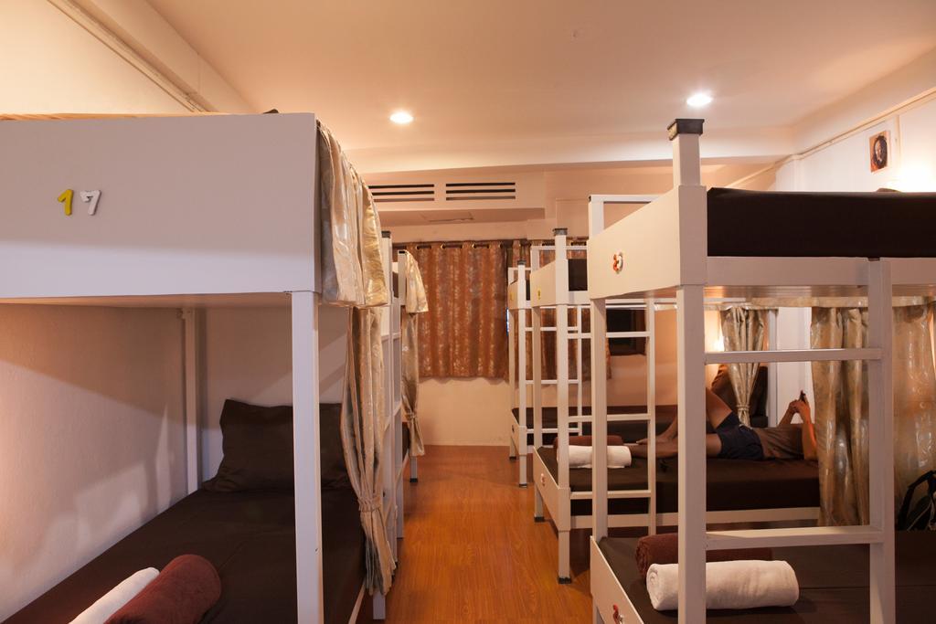 Bsh Backpacker Samui Hostel 차웽 외부 사진